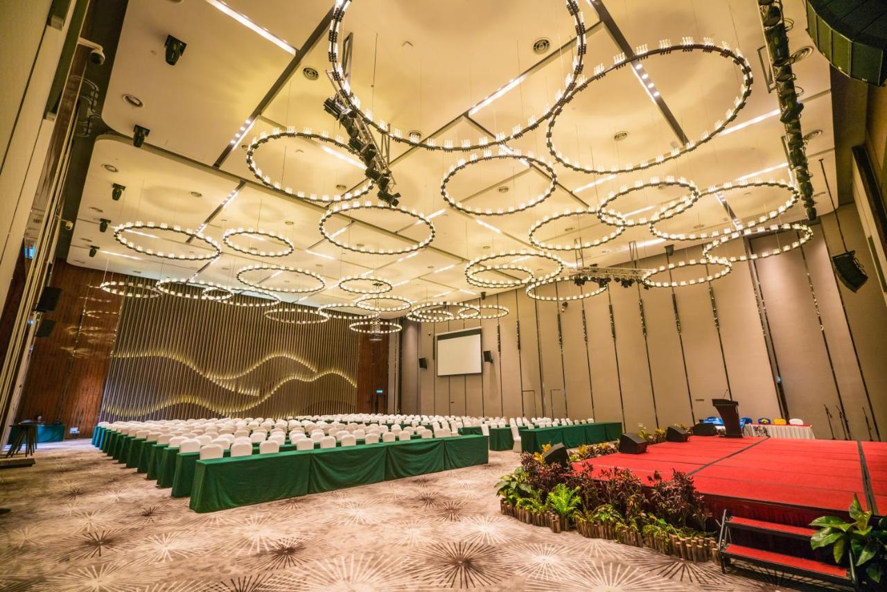 Forest City Marina Hotel Gelang Patah Eksteriør billede